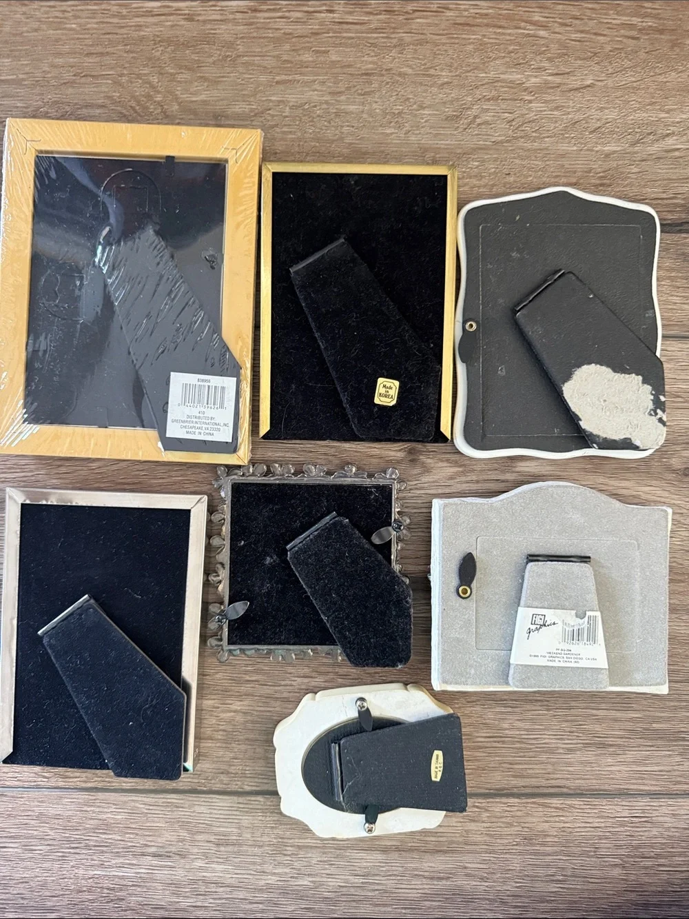 Decorative Picture Frames Vintage and new! Assorted smaller sizes.
